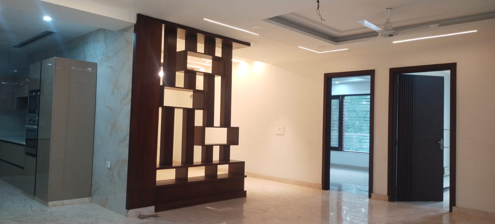 4 BHK + Servant Room Builder Floor For Rent in Sector 16