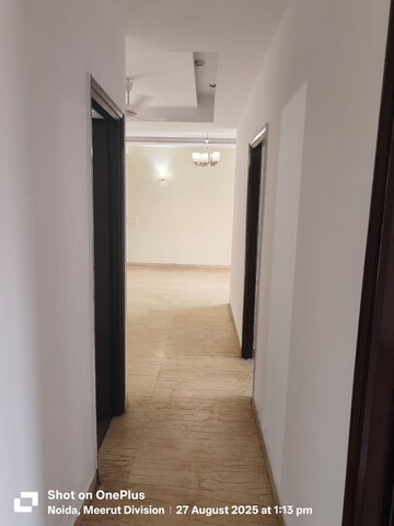 Building Lobby in 3.5 BHK Apartment at Mahagun Moderne, Sector 78 – for Rent