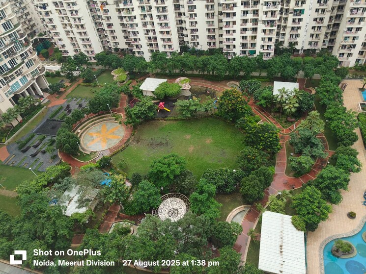 Garden, mahagun-moderne 3.5 Bedroom 1550 Sq.Ft. Apartment In Sector 78 Noida 9111846