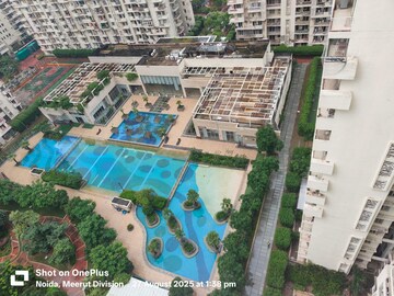 Master Plan in 3.5 BHK Apartment at Mahagun Moderne, Sector 78 – for Rent