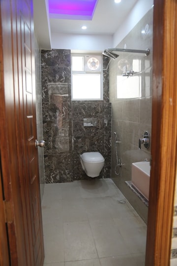 Bathroom in 2 BHK Apartment at Devagra Mussorie Woods Apartments, Amwala Uparla – for Rent