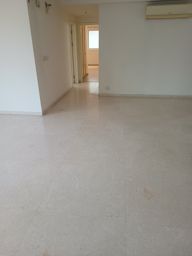 Room, dlf-park-place 4 Bedroom 2677 Sq.Ft. Apartment In Sector 54 Gurgaon 9111841