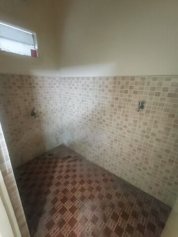 Attached Bathroom in 3 BHK Apartment at Ten Madhapur, Madhapur – for Rent