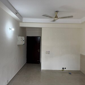 Room in 2.5 BHK Apartment at Amrapali Zodiac, Sector 120 – for Sale
