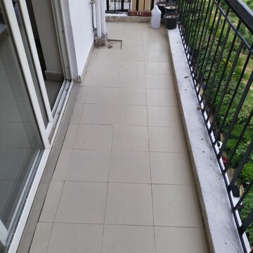 Balcony in 2.5 BHK Apartment at Amrapali Zodiac, Sector 120 – for Rent