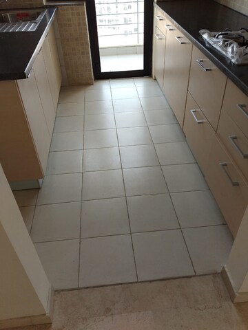Bathroom in 3 BHK Apartment at Conscient Heritage Max, Sector 102 – for Rent