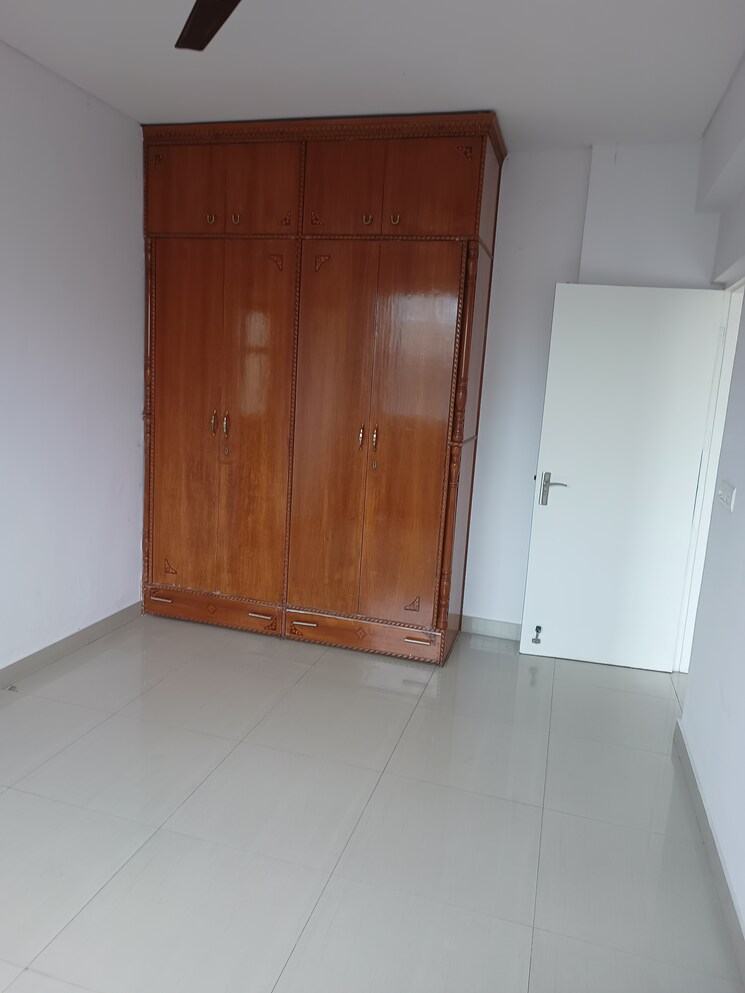 Room, dlf-ridgewood-estate 3 Bedroom 1371 Sq.Ft. Apartment In Dlf Phase iv Gurgaon 9111935