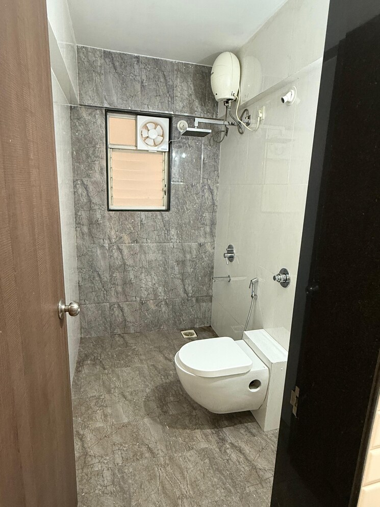 Bathroom, venkateshwara-fragrancia 2 Bedroom 1000 Sq.Ft. Apartment In Koregaon Pune 9111951