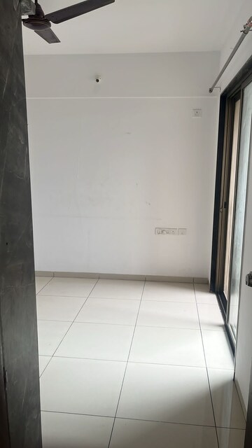 Room in 2 BHK Apartment at BK Jhala Tranquility, Manjari – for Rent