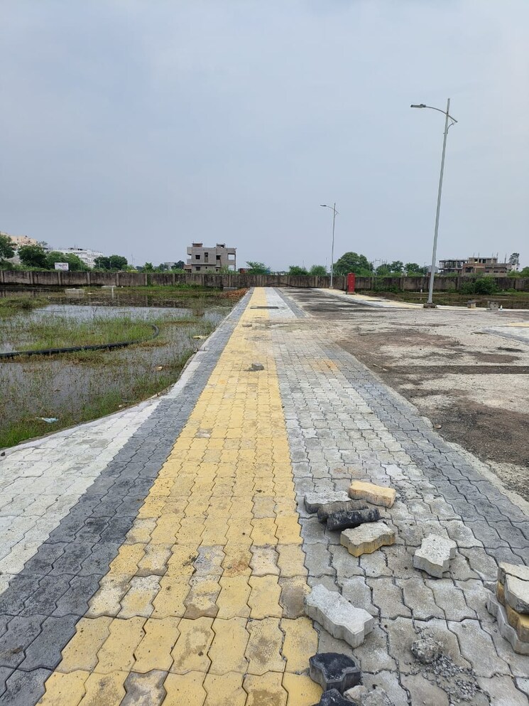 Swimming Pool, sandesh-city  6500 Sq.Ft. Plot In Jamtha Nagpur 9111963