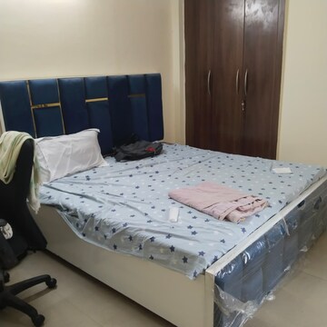 Bedroom in 2 BHK Apartment at Supertech Cape Town, Sector 74 – for Rent