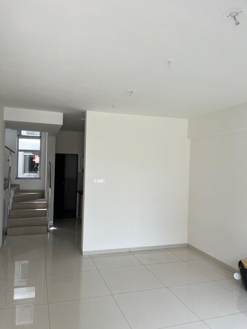 Room in 3 BHK Apartment at Geras World of Joy S, Kharadi – for Rent