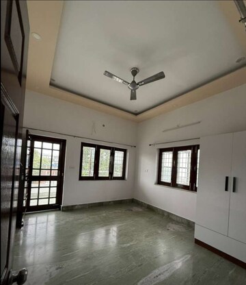 Room in 3 BHK Apartment at Capital Heights Niranjanpur, Gms Road – for Rent