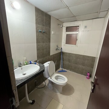 Team Area in 2.5 BHK Apartment at Supertech Cape Town, Sector 74 – for Rent