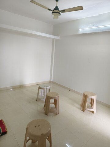 Room in 1 BHK Apartment at Shiwanjali Apartment, Aundh – for Rent