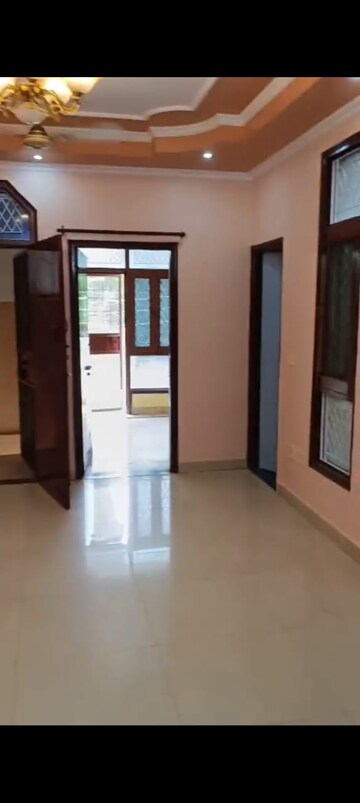 Room in 2 BHK Builder Floor at Shakti Khand 2 – for Sale