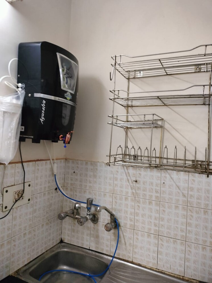 Kitchen, lajpat nagar ii 2 Bedroom 900 Sq.Ft. Builder Floor In Lajpat Nagar ii Delhi 9112057