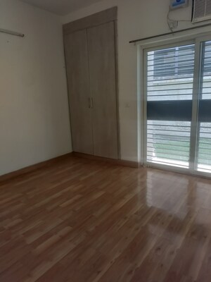 Room in 3 BHK Apartment at BPTP Park 81, Sector 81 – for Sale