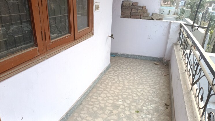 Balcony, vaishali sector 4 1 Bedroom 600 Sq.Ft. Builder Floor In Vaishali Sector 4 Ghaziabad 9112144