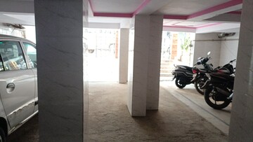 Parking in 1 BHK Builder Floor at Vaishali Sector 4 – for Rent