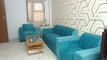 Living Room in 1 BHK Builder Floor at Vaishali Sector 4 – for Rent