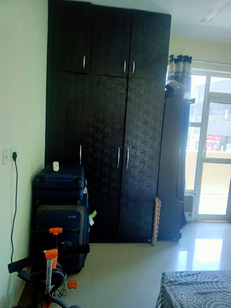 2.5 BHK + Study Room Apartment For Rent in Signature The Serenas