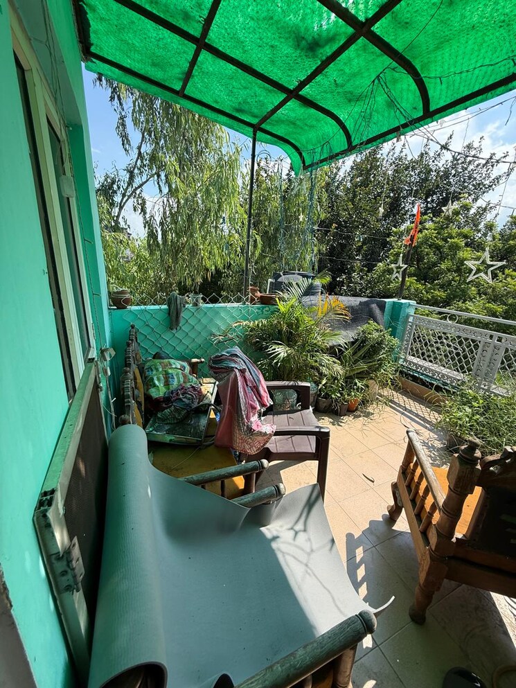 Balcony, mayur vihar phase 1 2 Bedroom 950 Sq.Ft. Builder Floor In Mayur Vihar Phase 1 Delhi 9112191