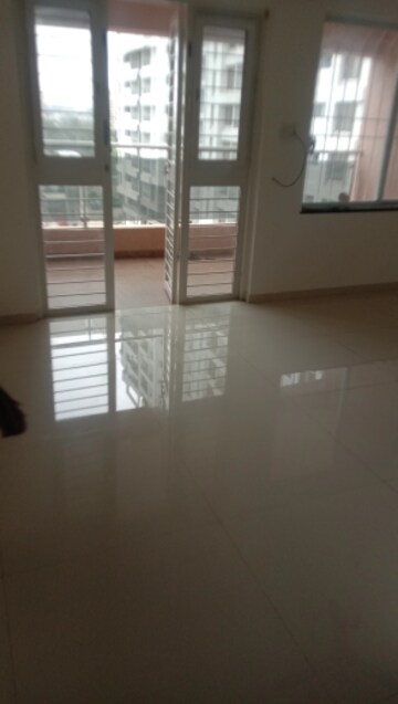 Room in 2 BHK Apartment at Rohan Silver Gracia, Ravet – for Rent