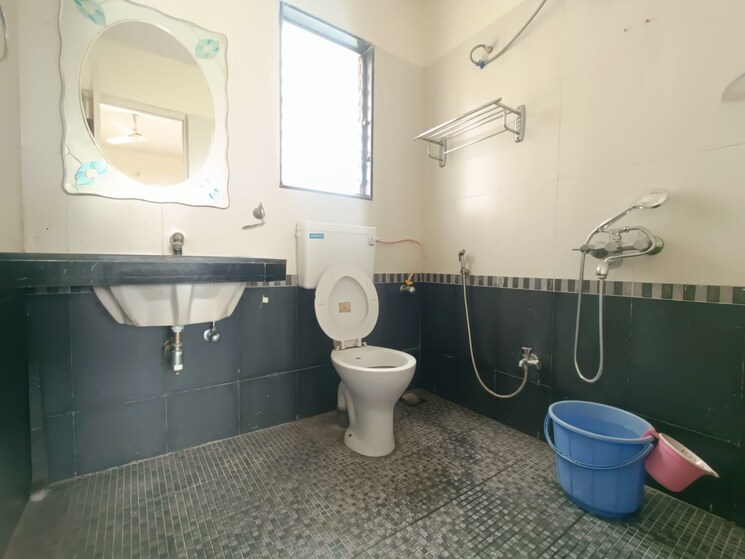 Bathroom, sun-empire 2 Bedroom 955 Sq.Ft. Apartment In Sinhagad Pune 9112169