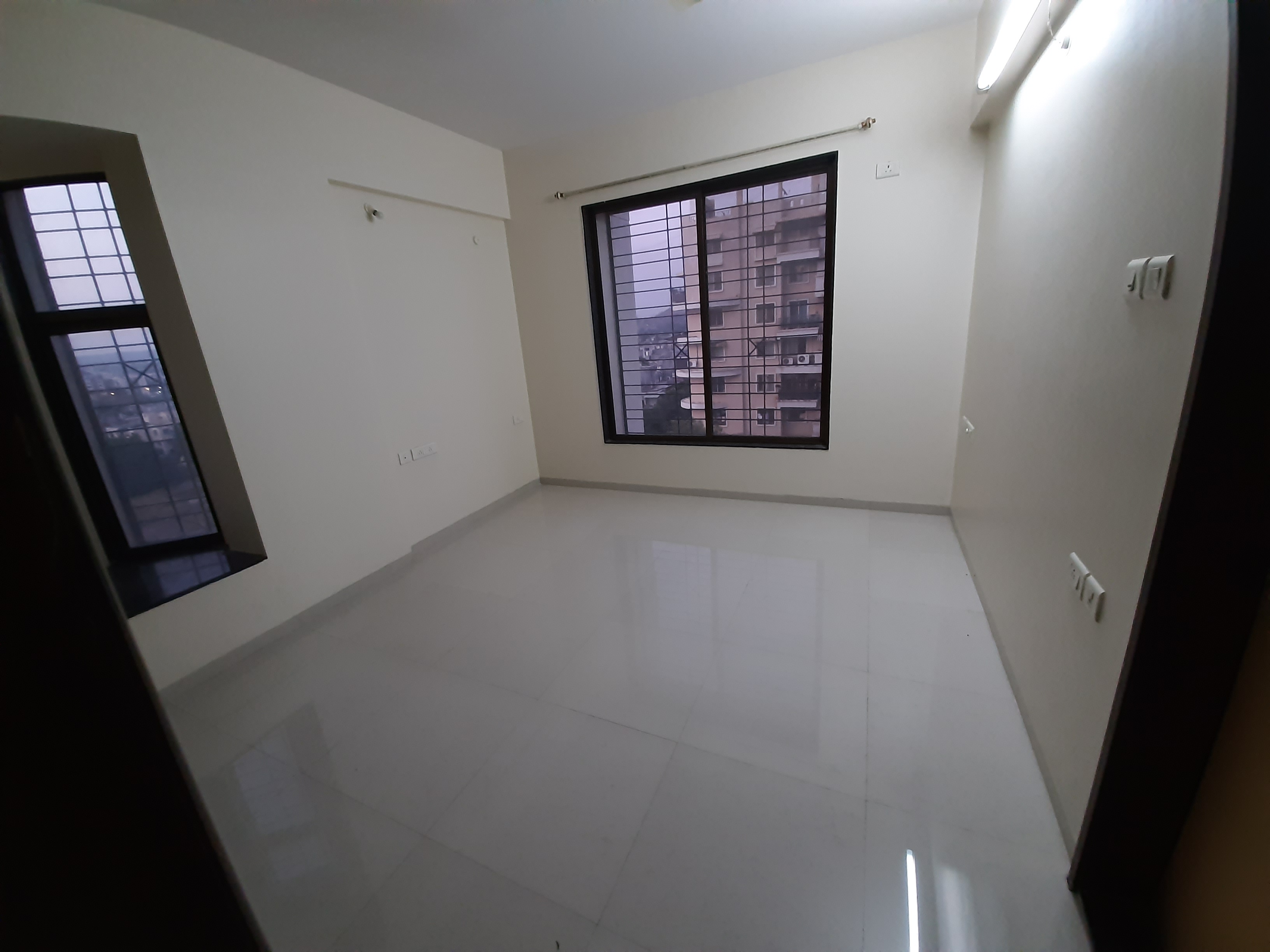 3 BHK + Servant Room Apartment For Rent in Mittal Sun Orbit