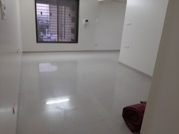 Room in 3 BHK Apartment at Mittal Sun Orbit, Sinhagad Road – for Rent