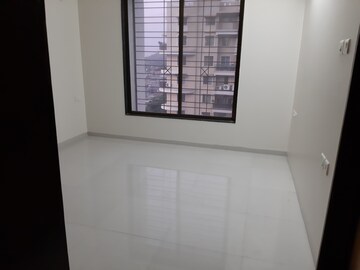 Room in 3 BHK Apartment at Mittal Sun Orbit, Sinhagad Road – for Rent