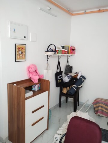 Room in 1 BHK Apartment at The Baya Central, Lower Parel – for Rent