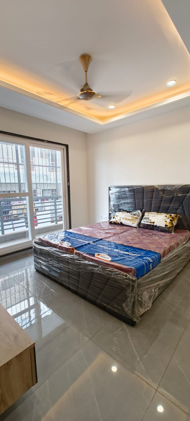 Bedroom, sector 56 2 Bedroom 250 Sq.Yd. Builder Floor In Sector 56 Gurgaon 9112270