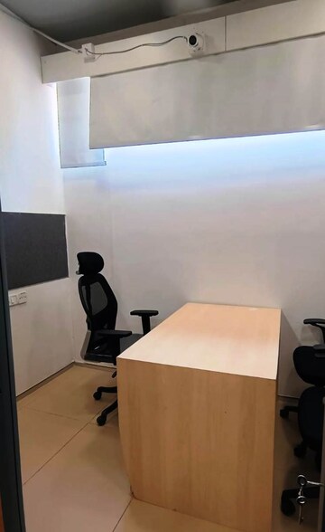 Team Area in  Co-working Space at Arera Colony – for Rent