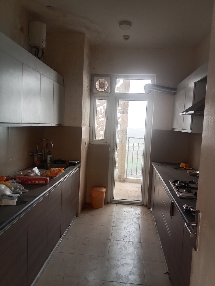 Kitchen, conscient-heritage-max 4 Bedroom 2860 Sq.Ft. Apartment In Sector 102 Gurgaon 9112232