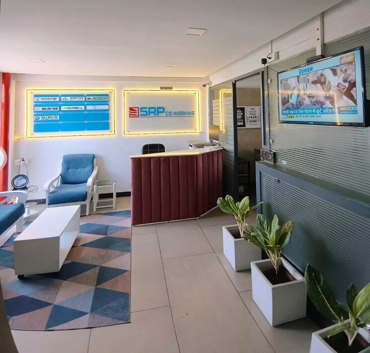 Team Area, arera colony Commercial Co Working Space 100 Sq.Yd. In Arera Colony Bhopal 9112199