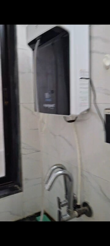 Bathroom in 1 RK Apartment at Vile Parle Anita Apartment, Vile Parle East – for Rent