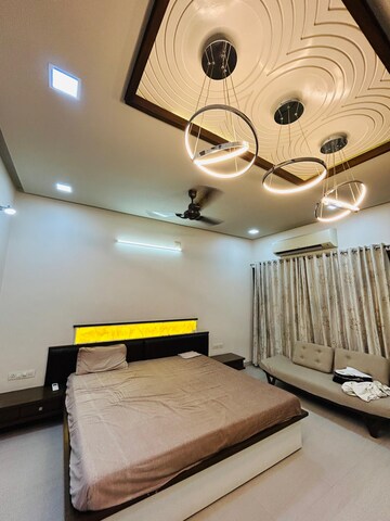 Team Area in 5 BHK Independent House at Science City – for Sale