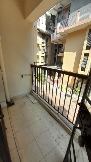 Balcony in 1 BHK Apartment at Vasant Kunj – for Rent