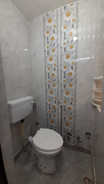 Bathroom in 1 BHK Apartment at Vasant Kunj – for Rent