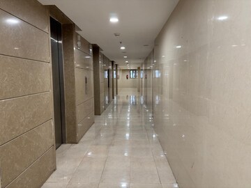  2 BHK Apartment at Hiranandani Castle Rock, Powai – for Rent