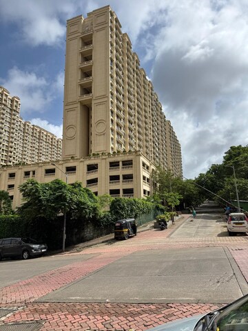 2 BHK Apartment – Exterior View View at Hiranandani Castle Rock, Powai - for Rent