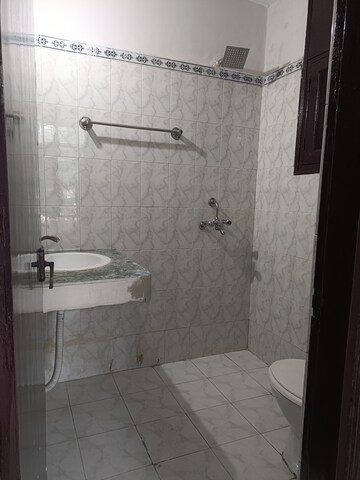 Bathroom in 3 BHK Builder Floor at Sector 52 – for Rent