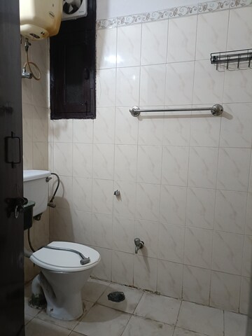 Bathroom in 3 BHK Builder Floor at Sector 52 – for Rent