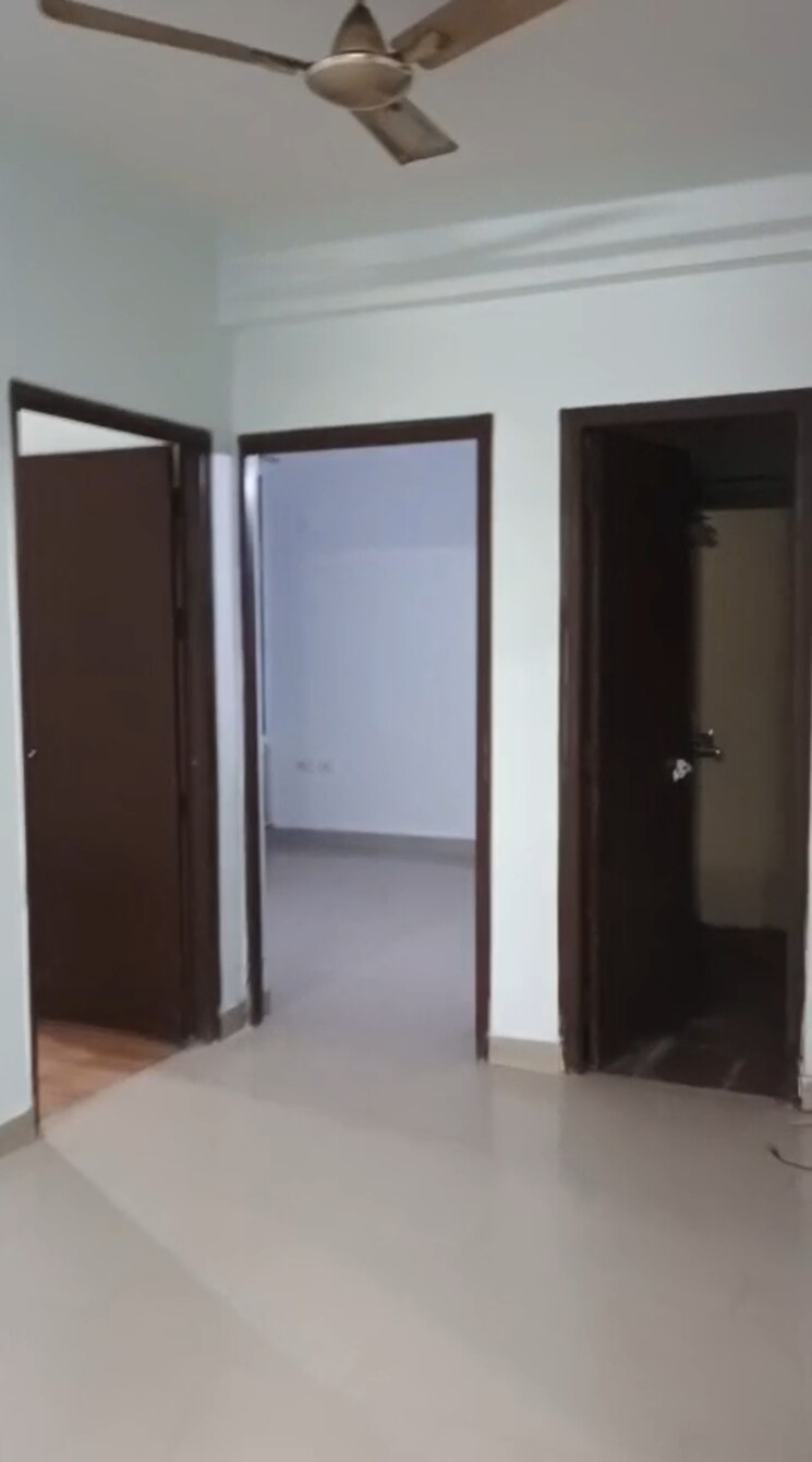 Room, srs-royal-hills 2 Bedroom 770 Sq.Ft. Apartment In Sector 87 Faridabad 9112483