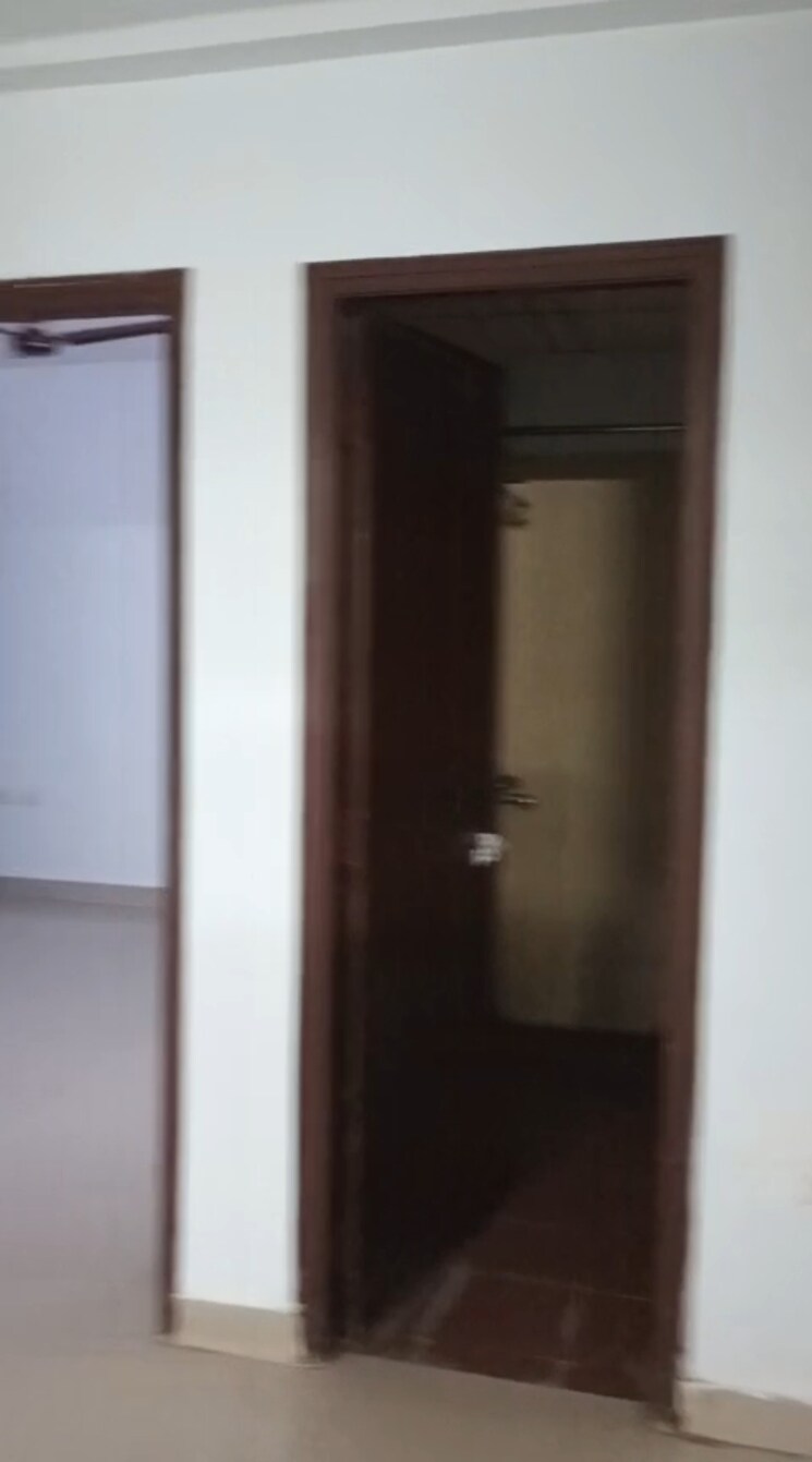 Other, srs-royal-hills 2 Bedroom 770 Sq.Ft. Apartment In Sector 87 Faridabad 9112483