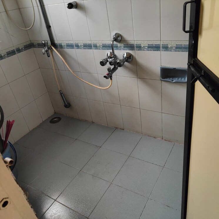 Bathroom, dharmavat-sundar-sahawas-apartment 2 Bedroom 1329 Sq.Ft. Apartment In Anand Nagar Chinchwad Pune 9112474