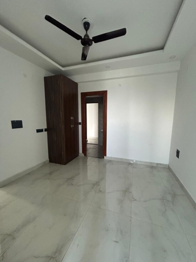 Room, turner road 3 Bedroom 1530 Sq.Ft. Apartment In Turner Road Dehradun 9112497