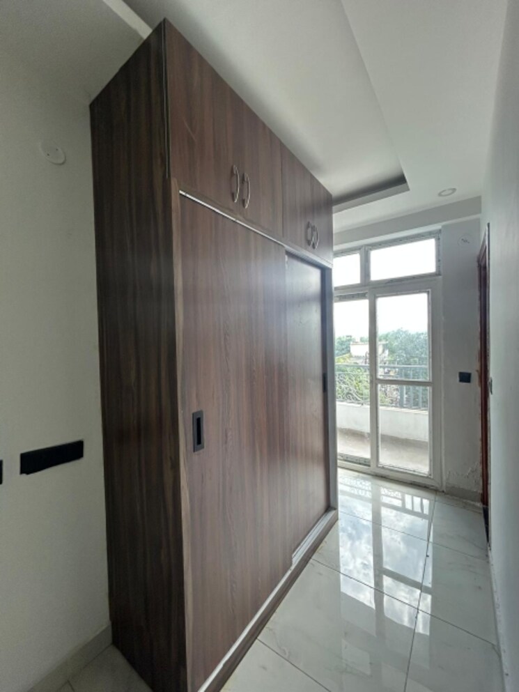 Room, turner road 3 Bedroom 1530 Sq.Ft. Apartment In Turner Road Dehradun 9112497